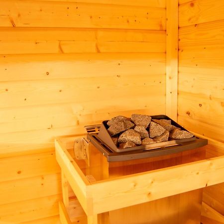 Wellness Mitten In Der Wasserfallstadt Triberg Triberg im Schwarzwald ภายนอก รูปภาพ
