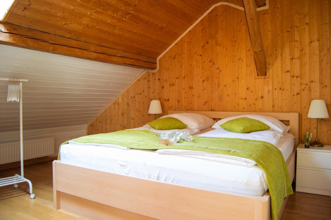 Wellness Mitten In Der Wasserfallstadt Triberg Triberg im Schwarzwald ภายนอก รูปภาพ
