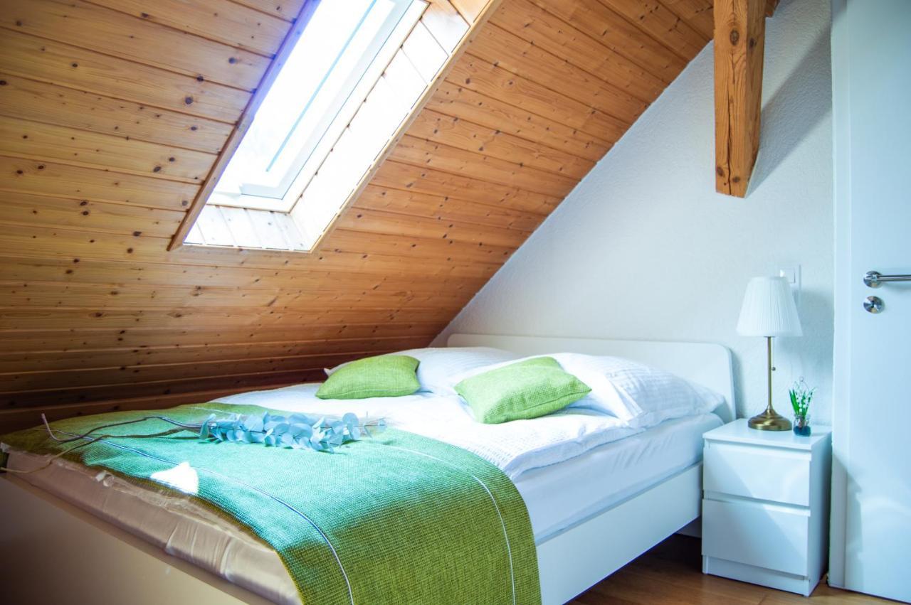 Wellness Mitten In Der Wasserfallstadt Triberg Triberg im Schwarzwald ภายนอก รูปภาพ